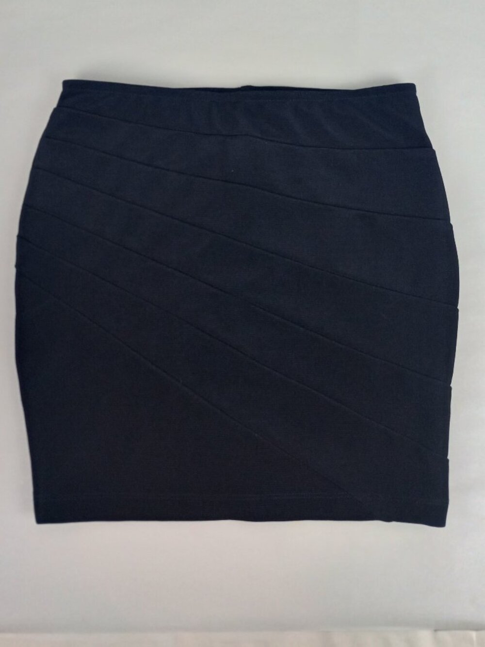 IZ Byer Womens S Black Angle Panel Design Stretchy Pull On Mini Office Skirt